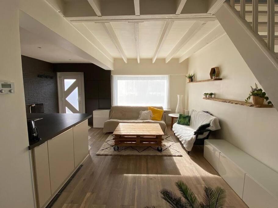 데한 Cosy Beachhouse Within Walking Distance Of The Sea 빌라 외부 사진